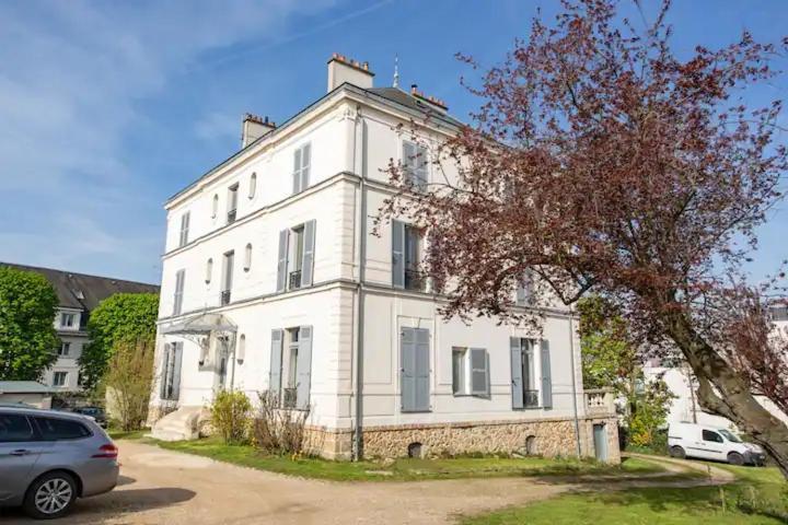 Le Studio Parisien Boissy-Saint-Léger Exterior foto